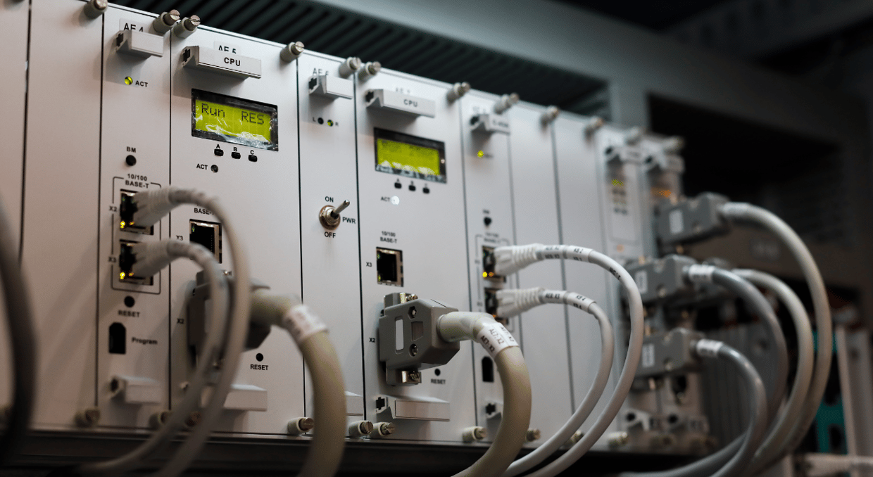 Connect and Control: Exploring the Versatility of the Omron DRT Series